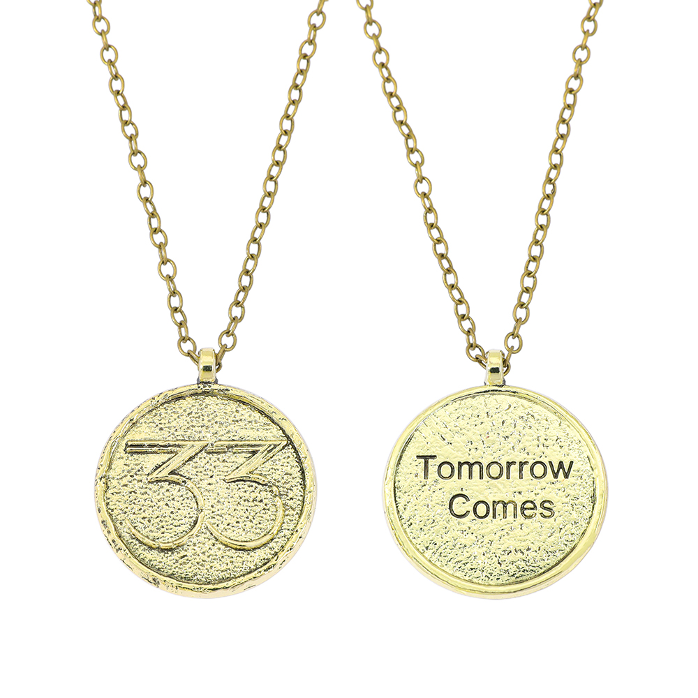 Vintage Items - Collier pendentif amulette vintage « Clair