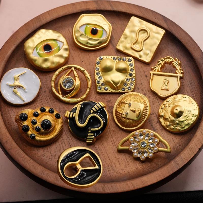Vintage Collectible Buttons - Boutons décoratifs vintage en métal, en