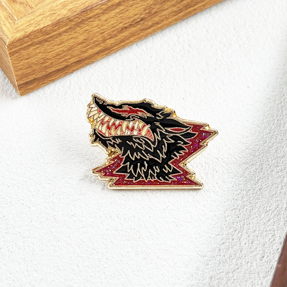 Broche en métal Loup à griffes - Vintage Collectible Clothing avis et prix