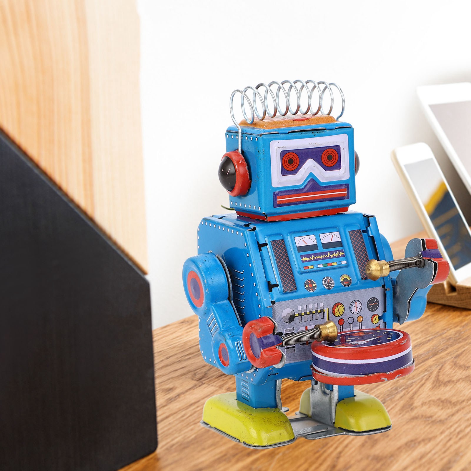 Robot en métal vintage à tambo - Vintage And Collectible Toys avis et prix
